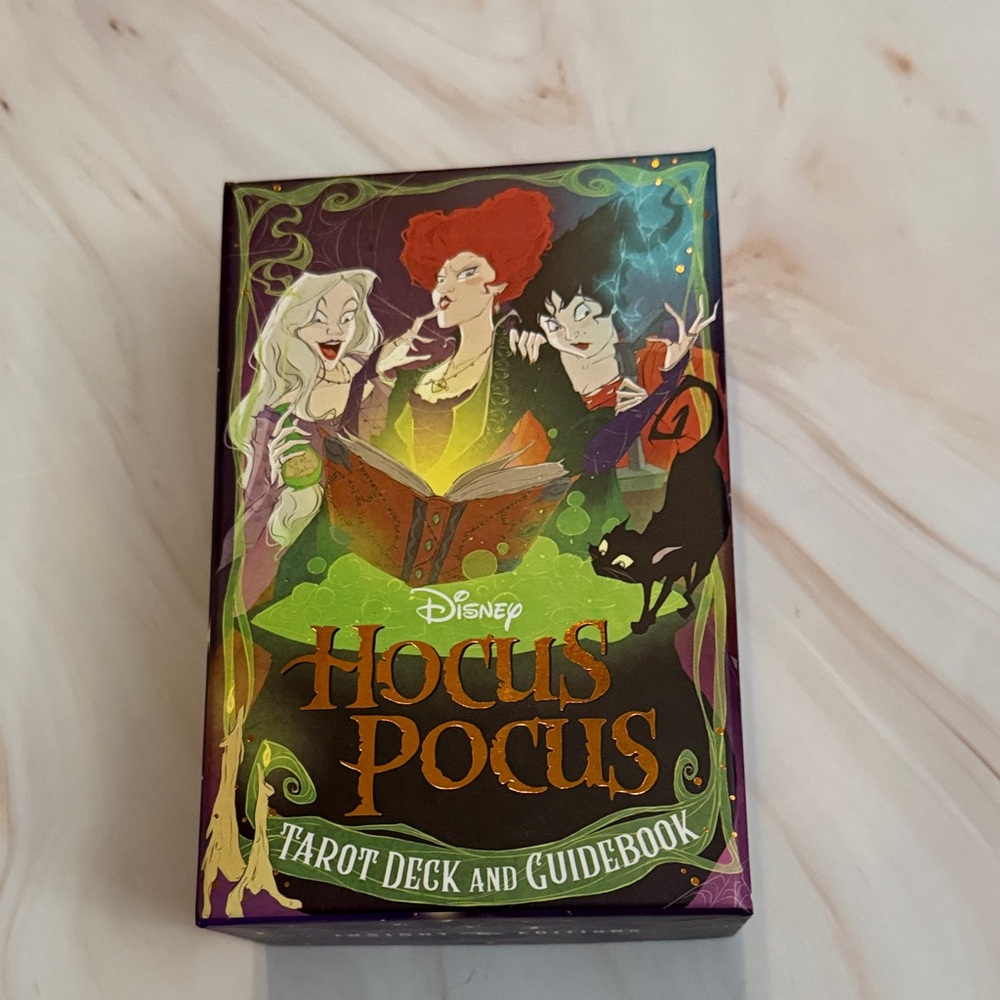 Disney Hocus Pocus Tarot Deck and Guidebook